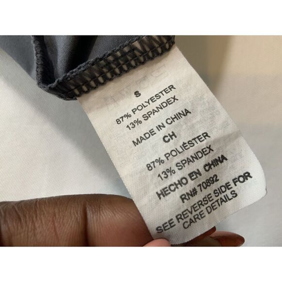 SKORO Gray Sleeveless High Neck Button Front Detail Tank Top Size Small - Picture 12 of 15